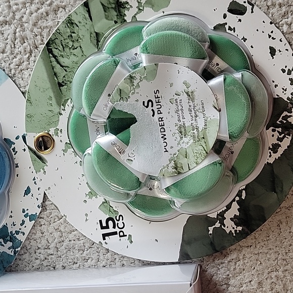 116 Items Bundle!!🔥🔥 Buyers Gifts Or Easter Basket Stuffers. - Picture 6 of 11